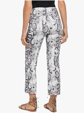 Boot-Cut Snake Print Crop Pants - White/Black